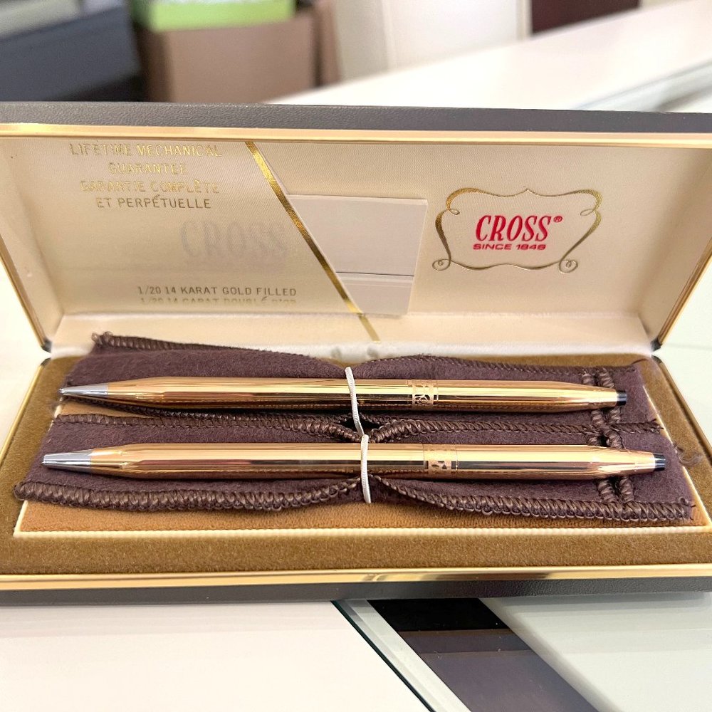 Cross 14K Gold Filled Pen and Pencil Set w/Etched Center Band!